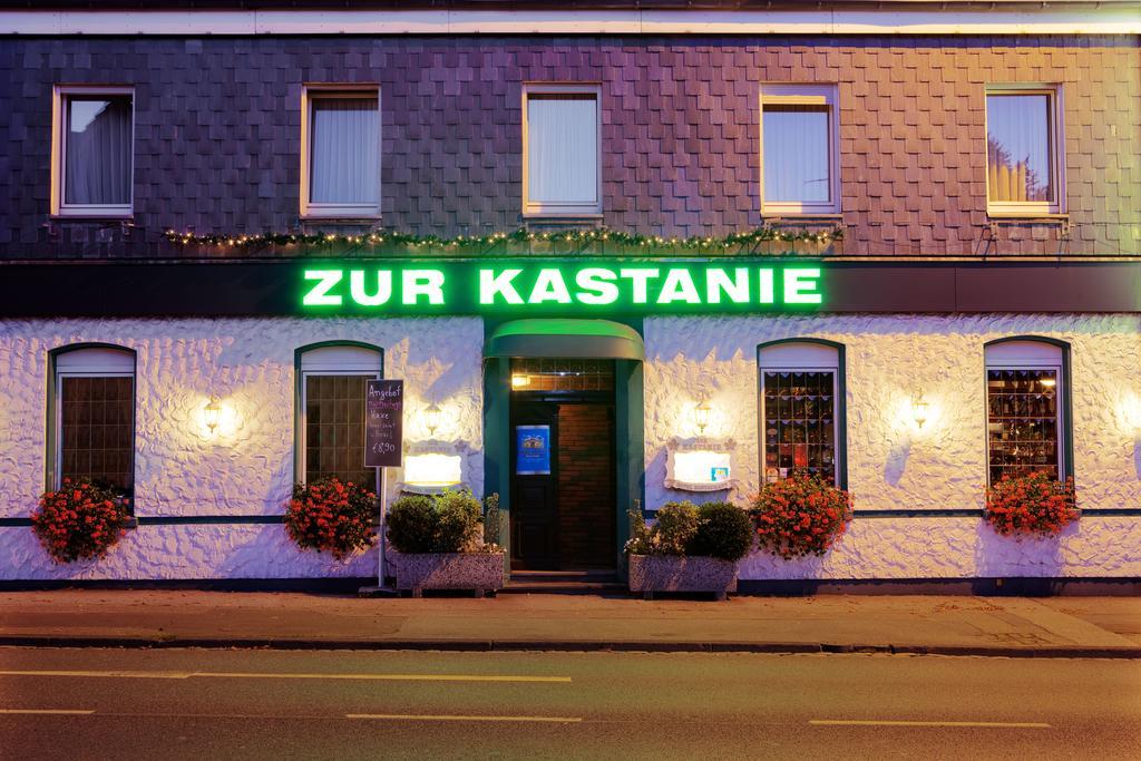 Zur Kastanie Hotel Mülheim an der Ruhr Екстериор снимка