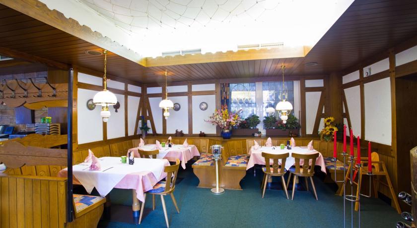 Zur Kastanie Hotel Mülheim an der Ruhr Екстериор снимка