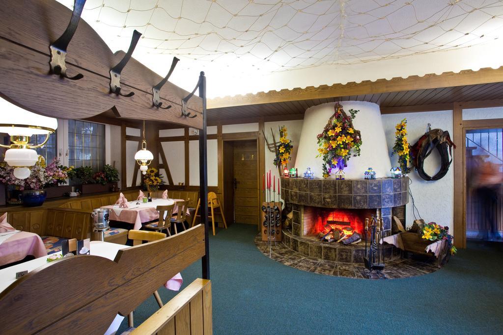 Zur Kastanie Hotel Mülheim an der Ruhr Екстериор снимка